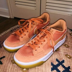 Nike SB Adversary Women’s 5.5